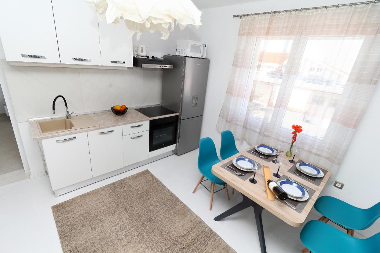 Apartmani Kike Makarska Eksteriør bilde